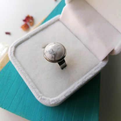 Howlite Ring